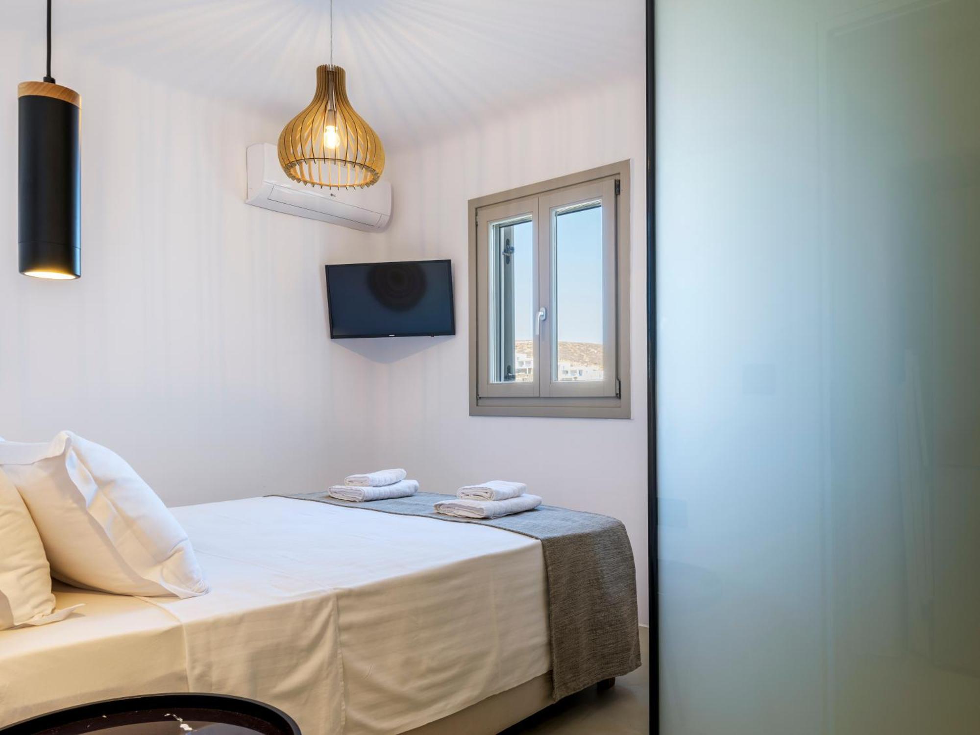The Mykonist Merchia Beach Villas & Suites Buitenkant foto