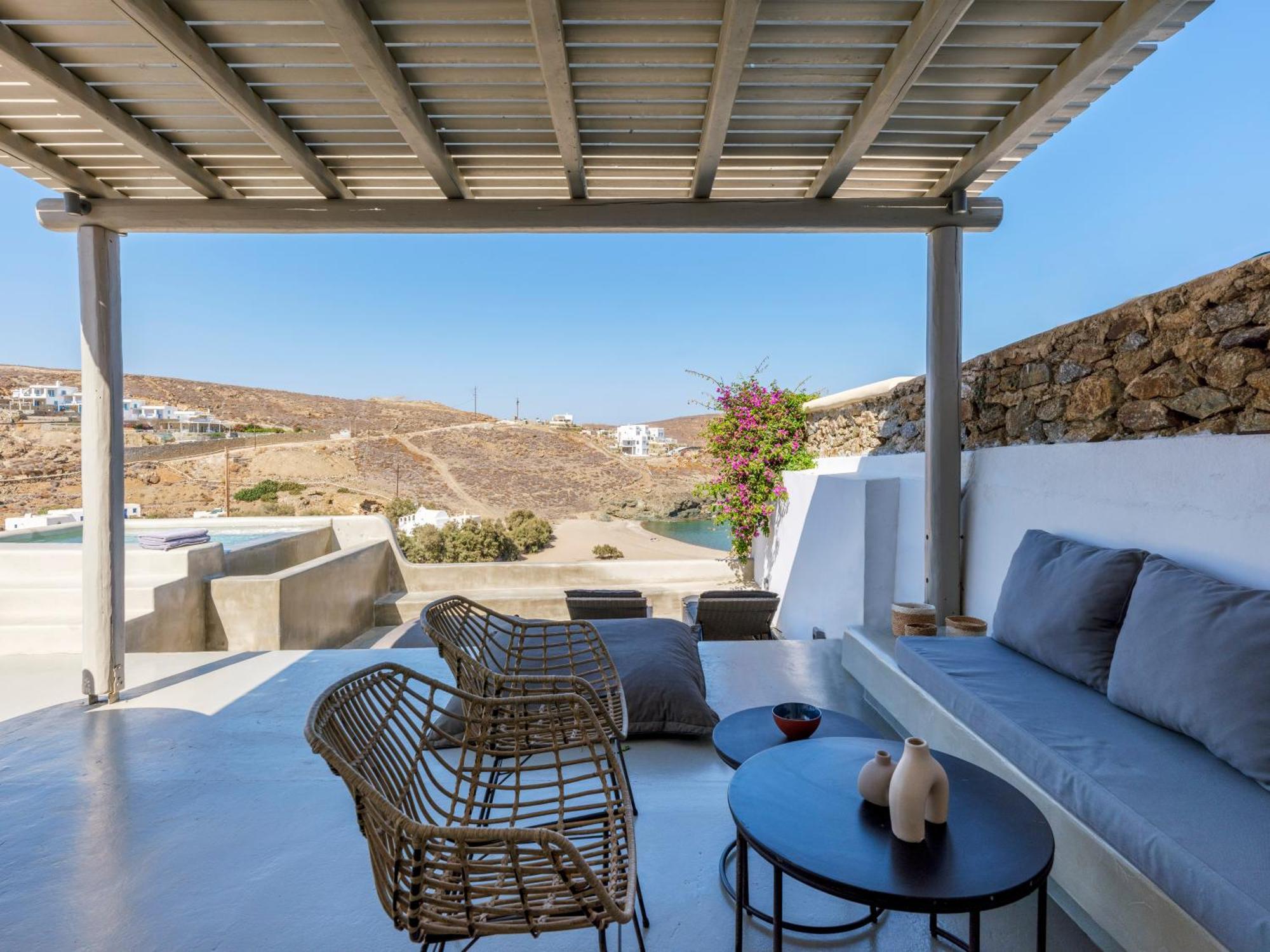 The Mykonist Merchia Beach Villas & Suites Buitenkant foto