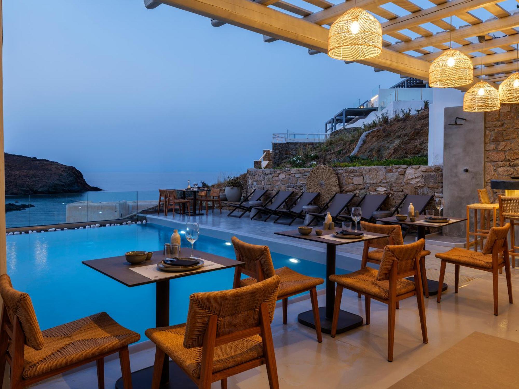 The Mykonist Merchia Beach Villas & Suites Buitenkant foto
