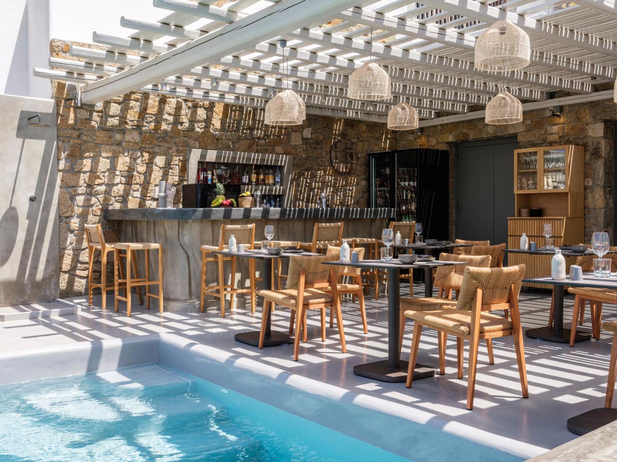 The Mykonist Merchia Beach Villas & Suites Buitenkant foto