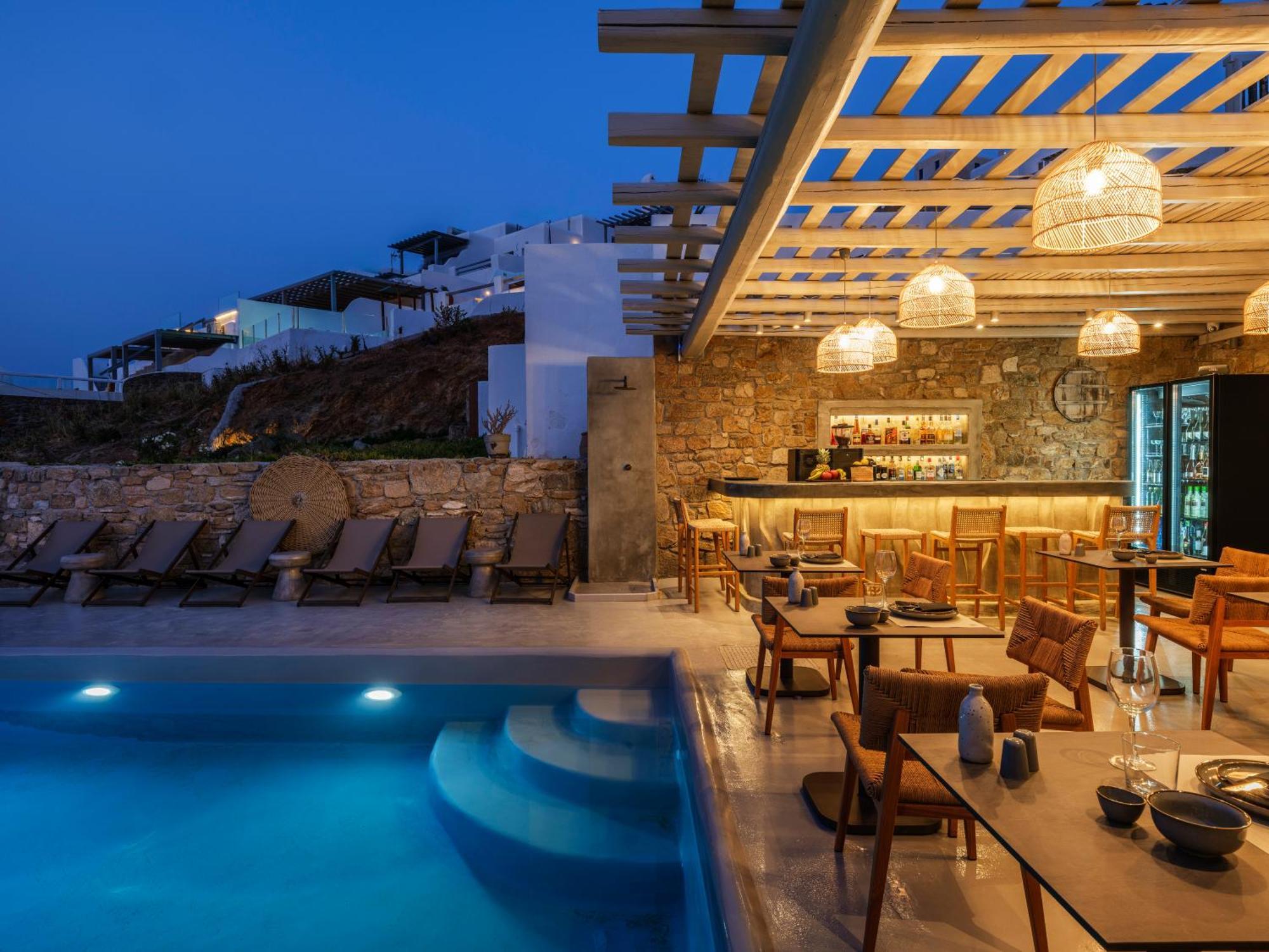 The Mykonist Merchia Beach Villas & Suites Buitenkant foto