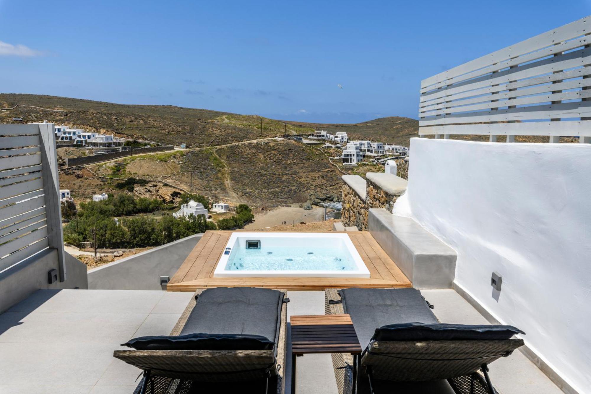 The Mykonist Merchia Beach Villas & Suites Buitenkant foto
