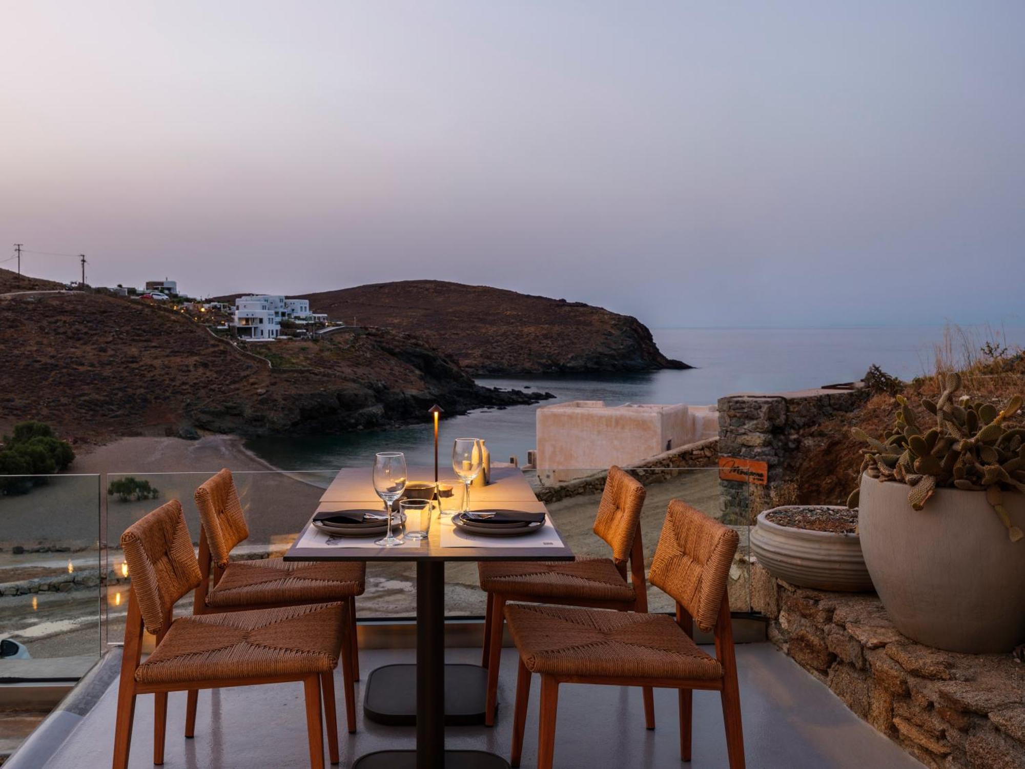 The Mykonist Merchia Beach Villas & Suites Buitenkant foto