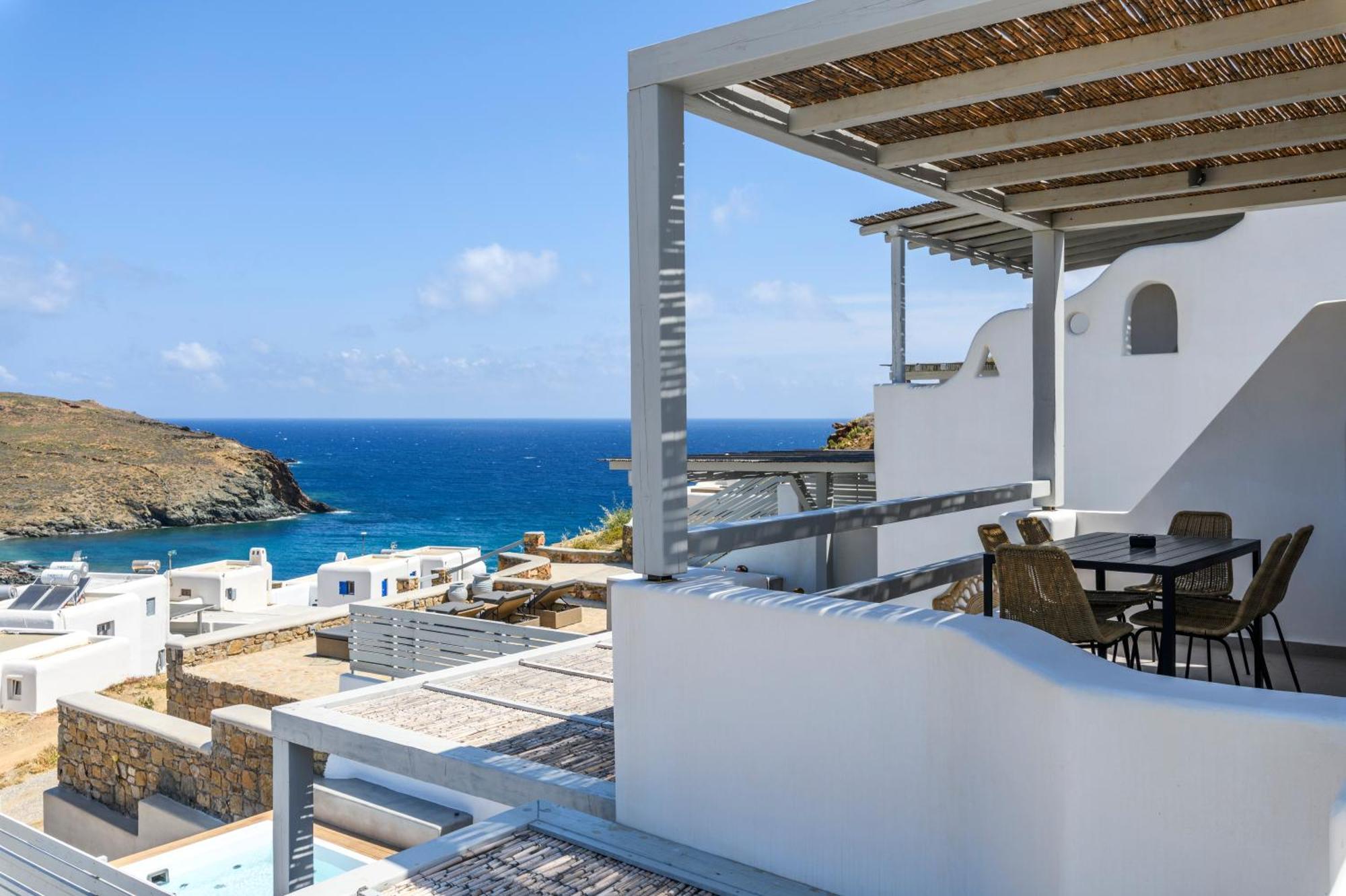 The Mykonist Merchia Beach Villas & Suites Buitenkant foto