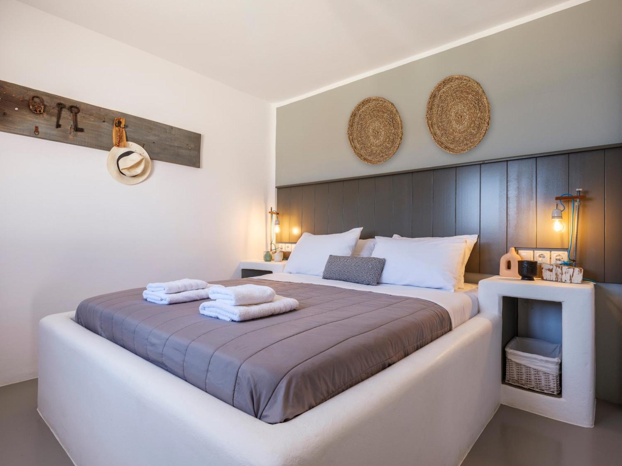 The Mykonist Merchia Beach Villas & Suites Buitenkant foto
