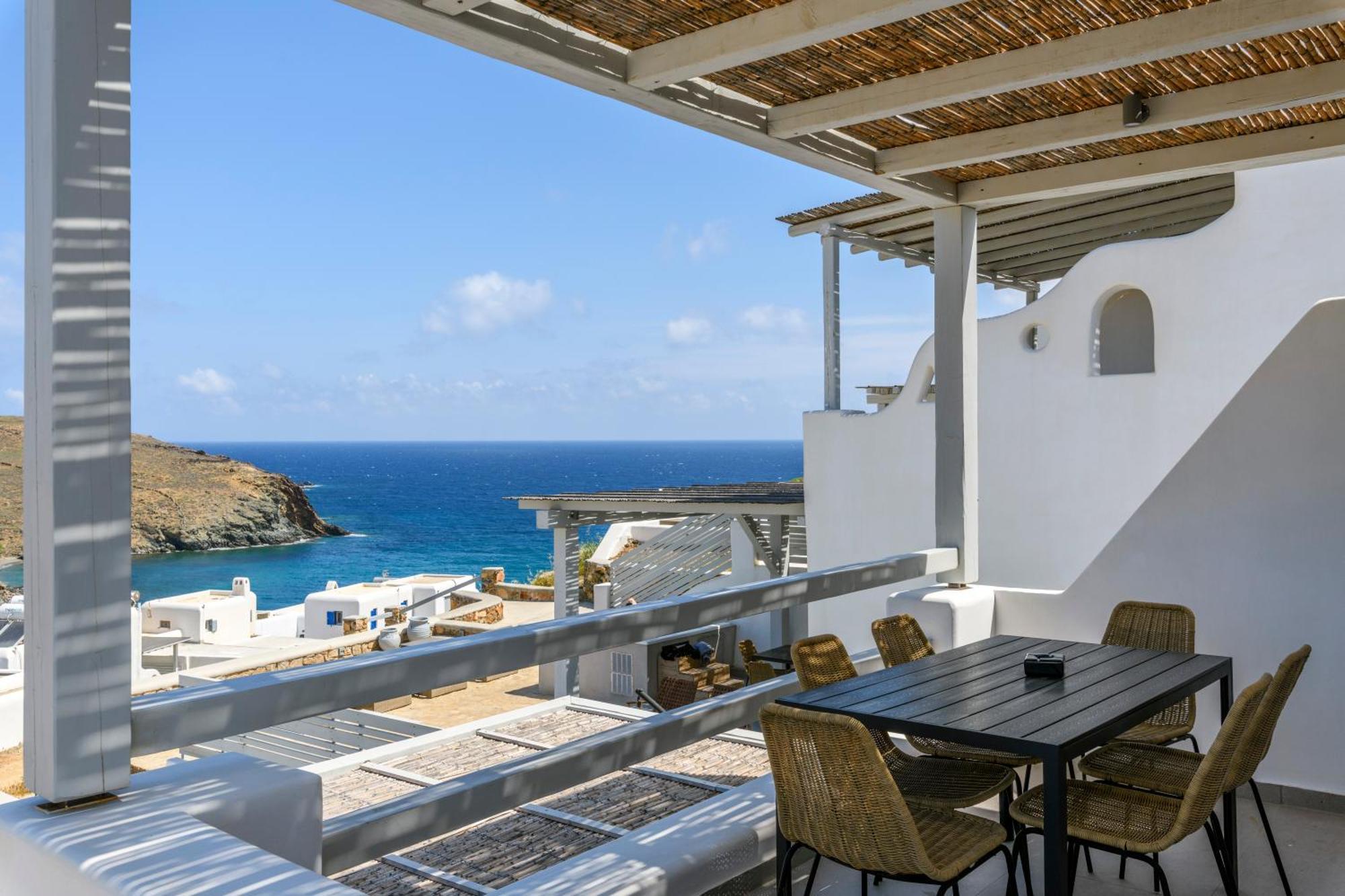The Mykonist Merchia Beach Villas & Suites Buitenkant foto