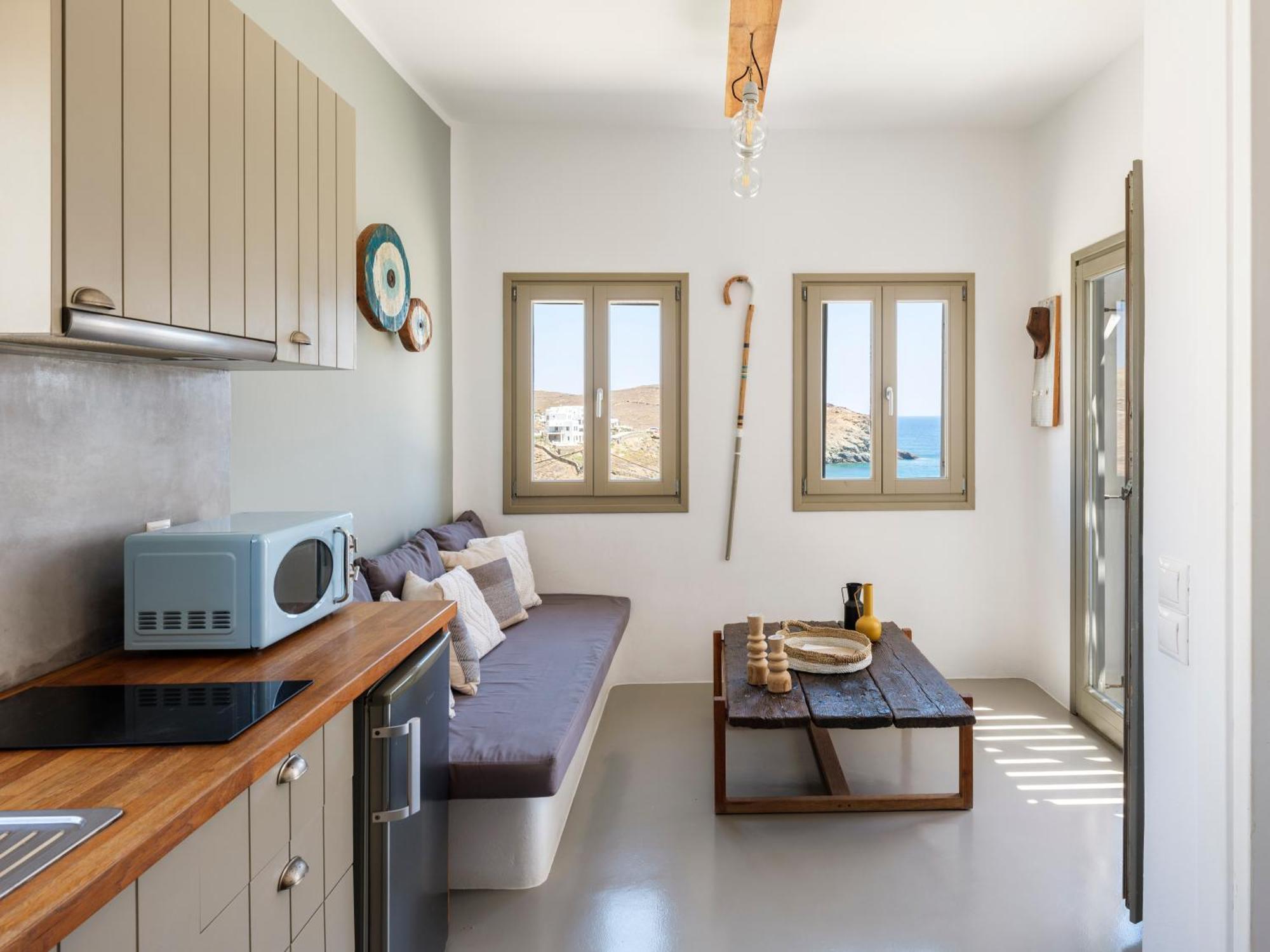 The Mykonist Merchia Beach Villas & Suites Buitenkant foto