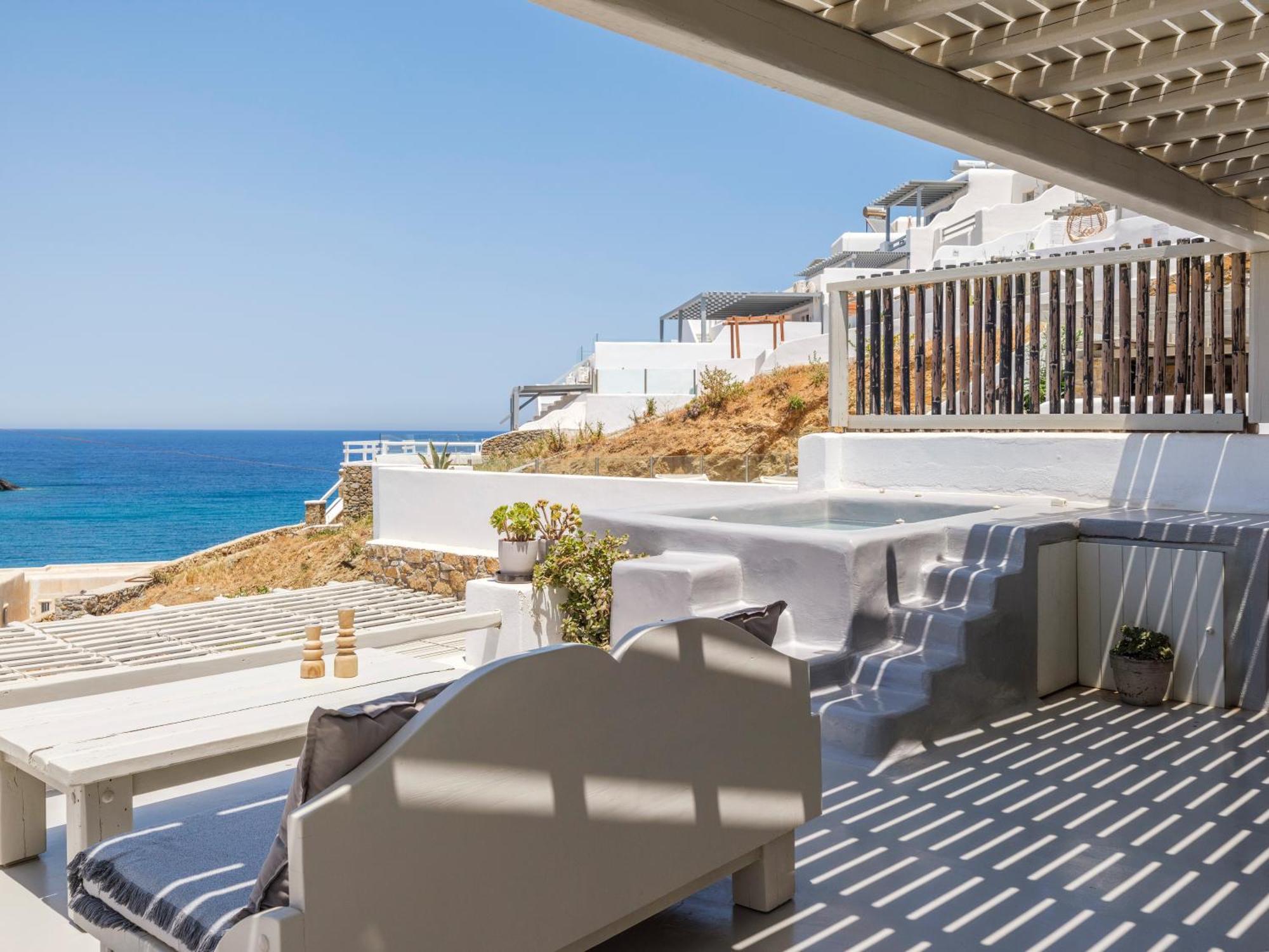 The Mykonist Merchia Beach Villas & Suites Buitenkant foto