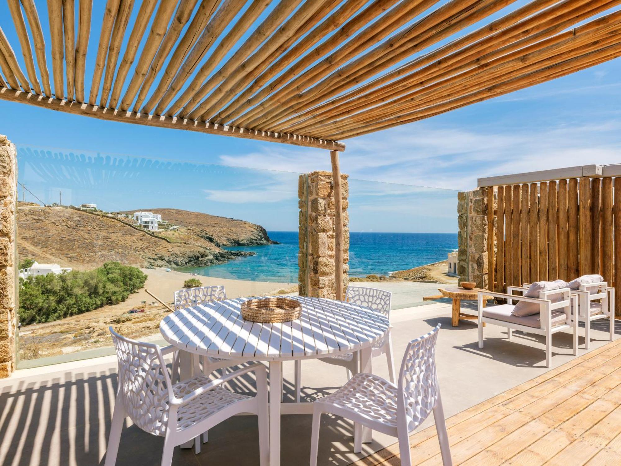 The Mykonist Merchia Beach Villas & Suites Buitenkant foto