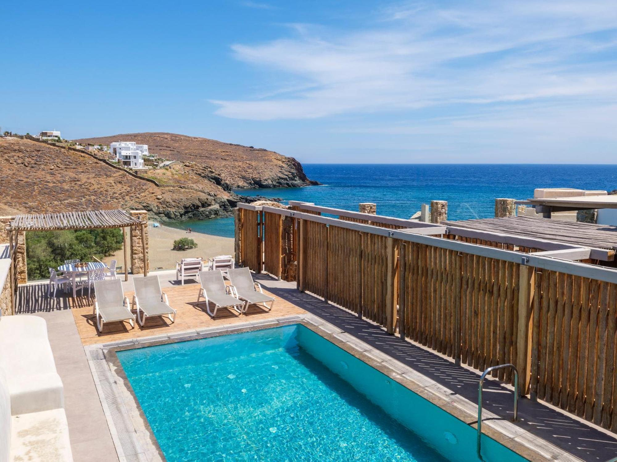 The Mykonist Merchia Beach Villas & Suites Buitenkant foto